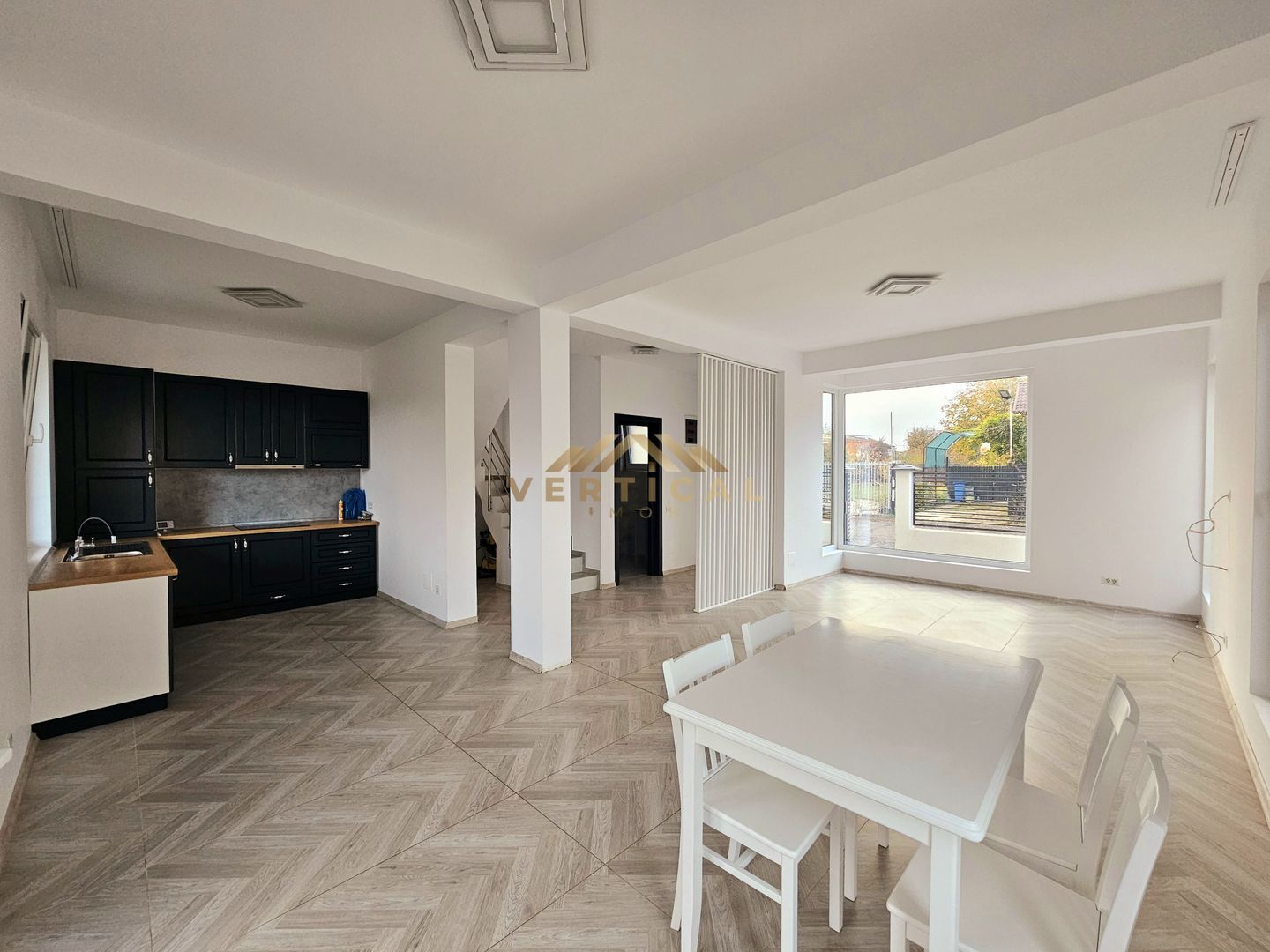 De inchiriat vila 4 camere - intrare comuna Berceni - Poză 6