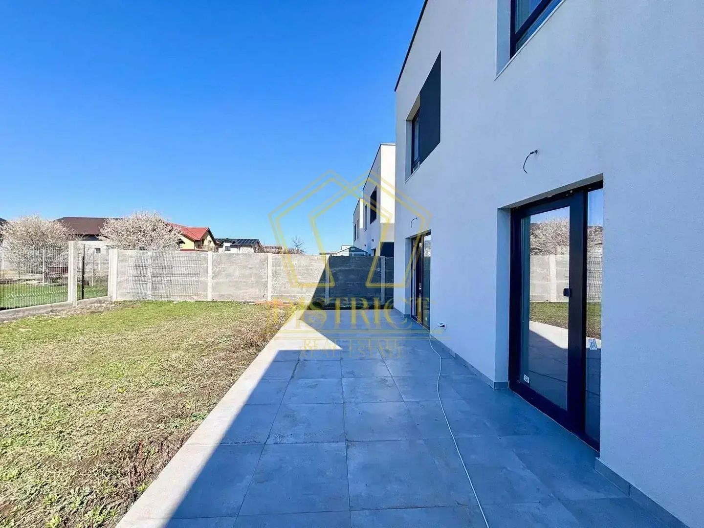 Duplex cu 5 camere, despartit prin camera tehnica I Dumbravita - Poză 7