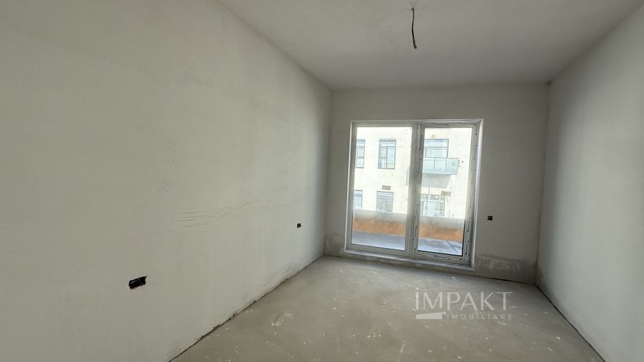 Apartament 4 camere etaj retras aproape de centrul orasului - Poză 3