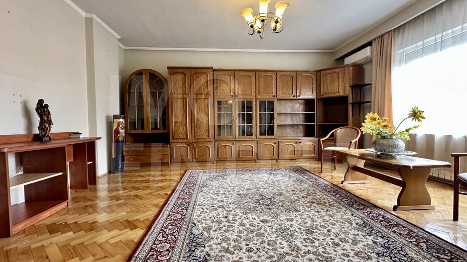 Apartament 4 camere in vila pe 2 niveluri, 150 mp, Andrei Muresanu - Poză 3