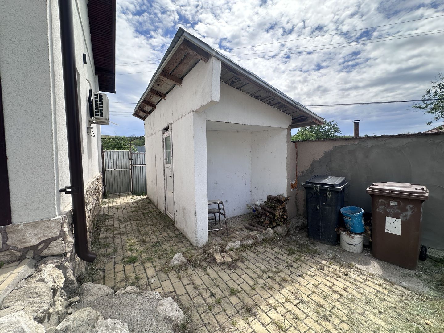 Între dealuri, viță de vie și liniște deplină! Vanzare casa in Prahova - Poză 30