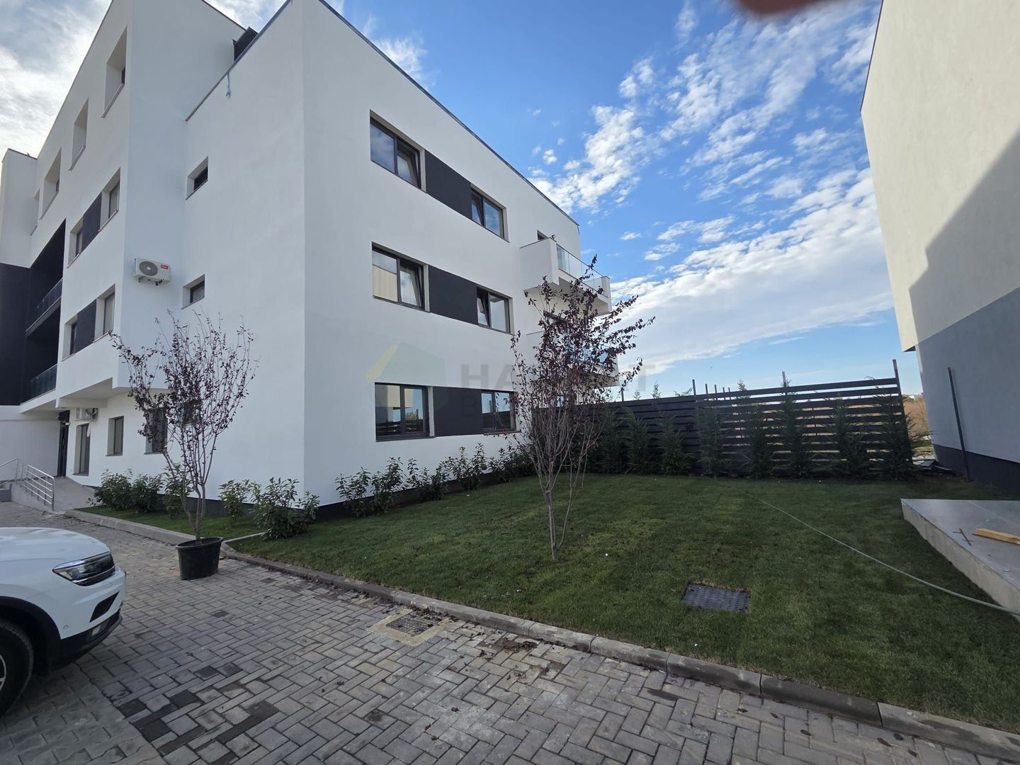 Apartament spațios de 3 camere  | 71.5mp utili  | Tunari - Poză 2