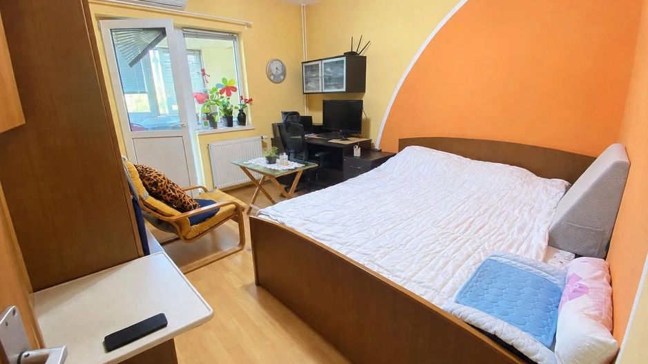 Vanzare 3 camere, 73 mp, etaj 2/8, centrală, 2 AC, parcare, 13 Septembrie - Poză 2
