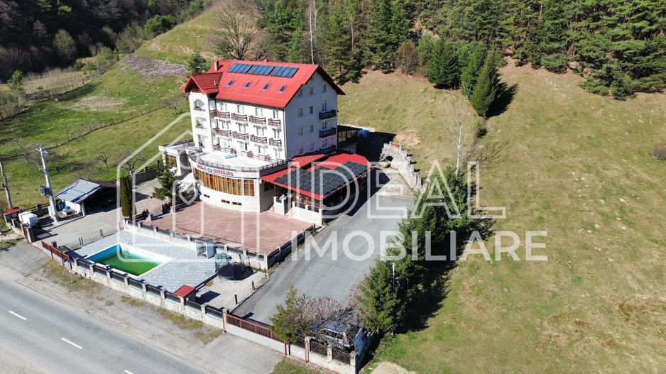 Complex turistic complet funcțional | Piscină, restaurant, 1.800 m - Poză 1
