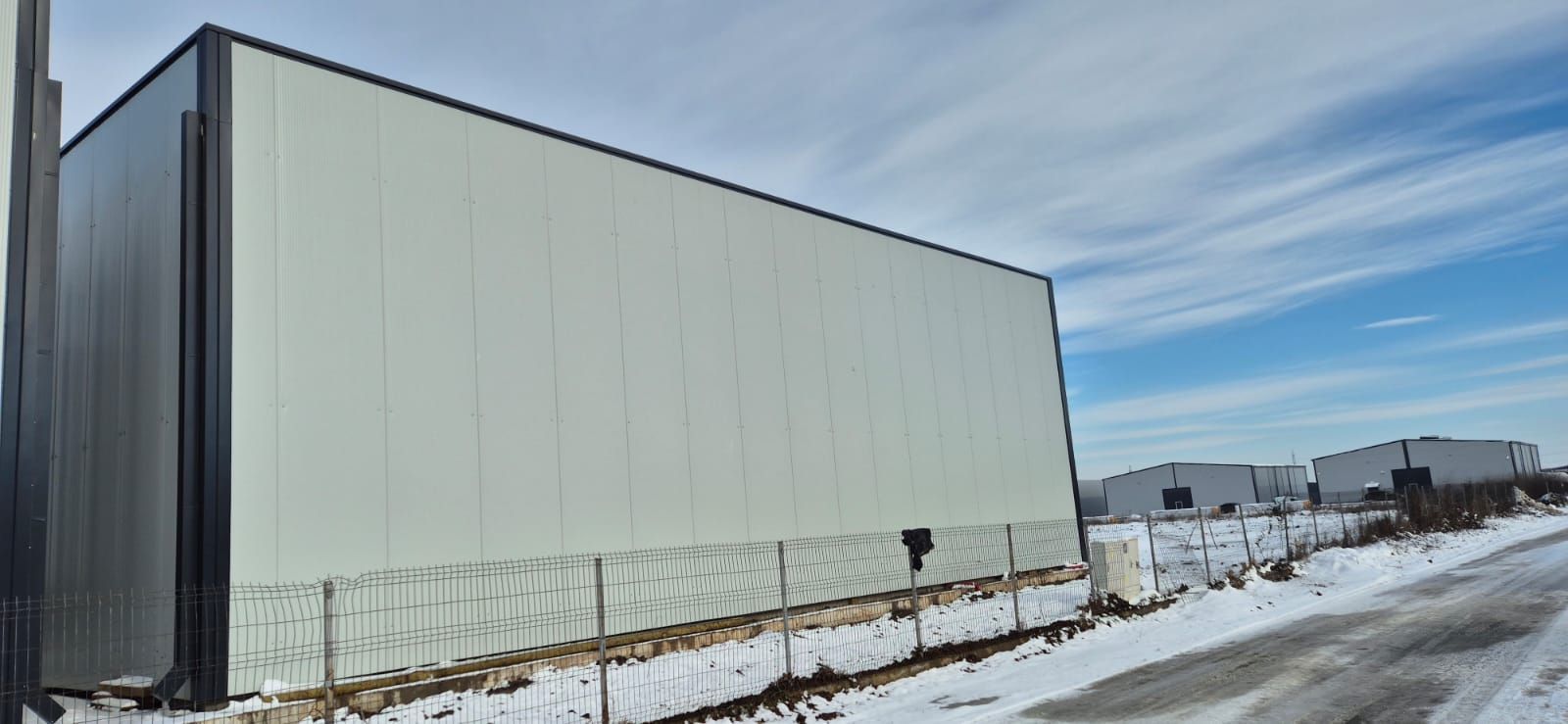 De vanzare hala industriala de 300 mp in Prelungirea Garii Catelu - Poză 7