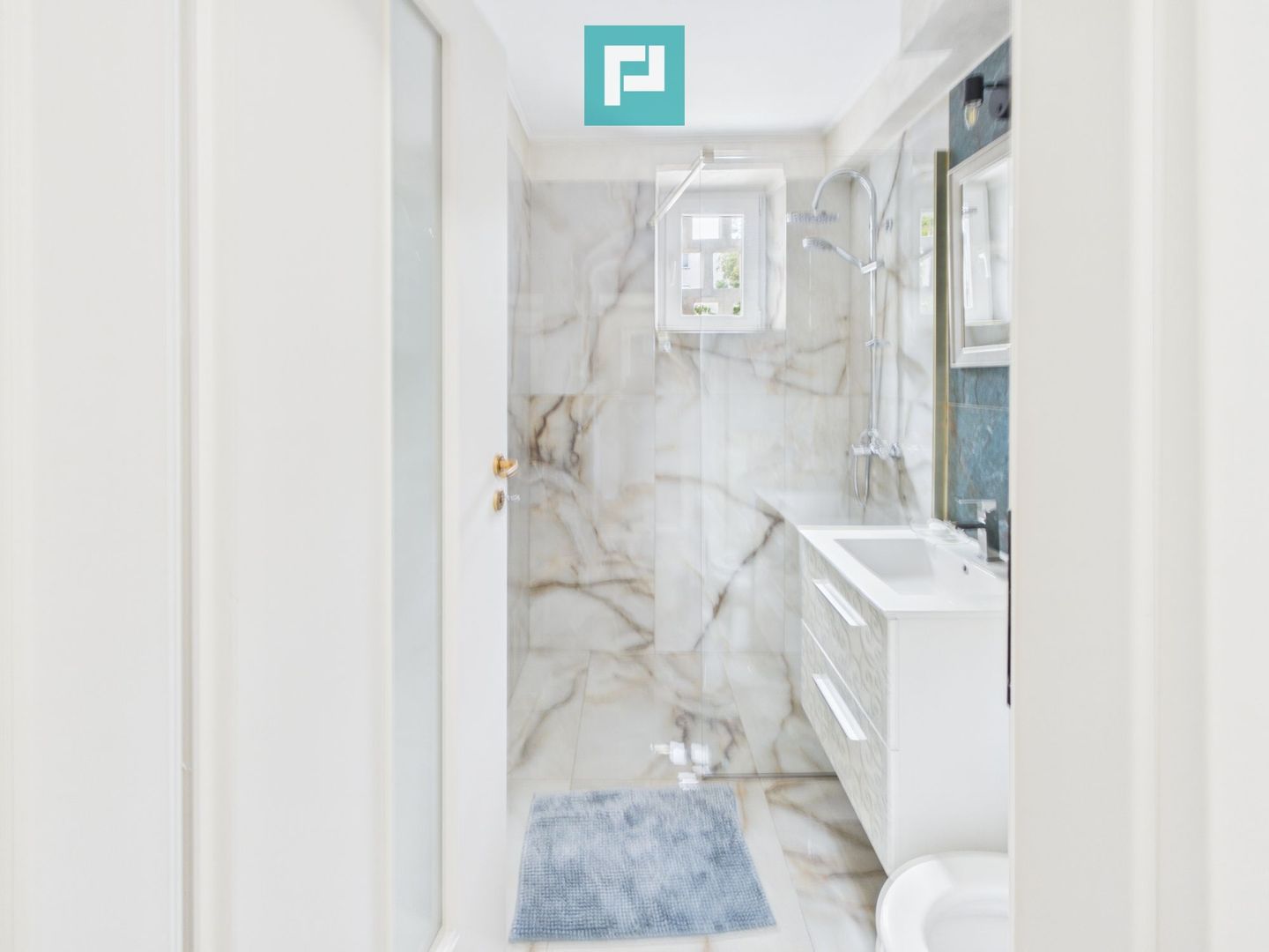 **APARTAMENT PREMIUM • 2 CAMERE • ZONĂ CENTRALĂ • - Poză 8