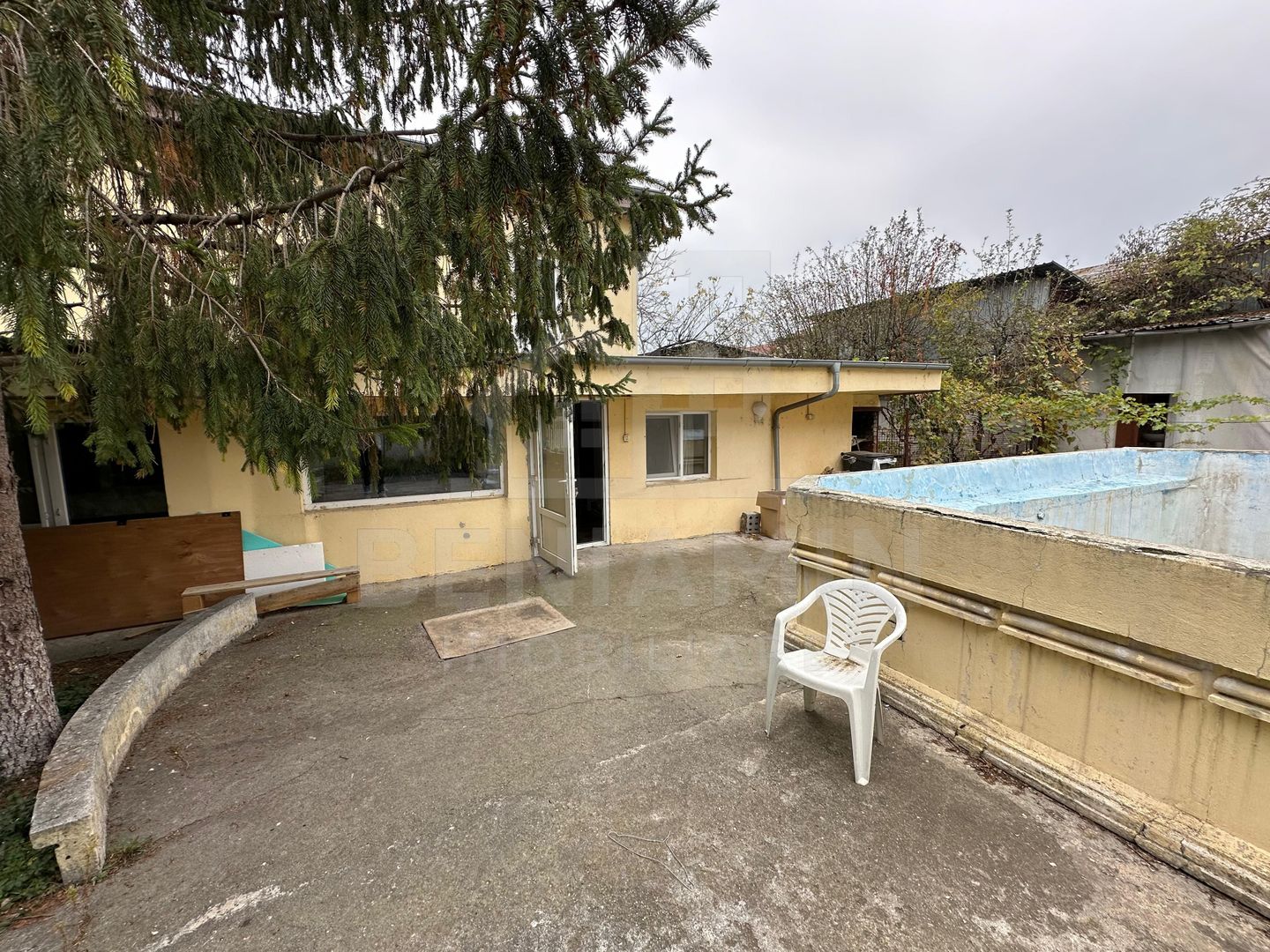 Casa P+M Ciuperca 615mp teren piscina deschidere 20ml disponibila - Poză 9