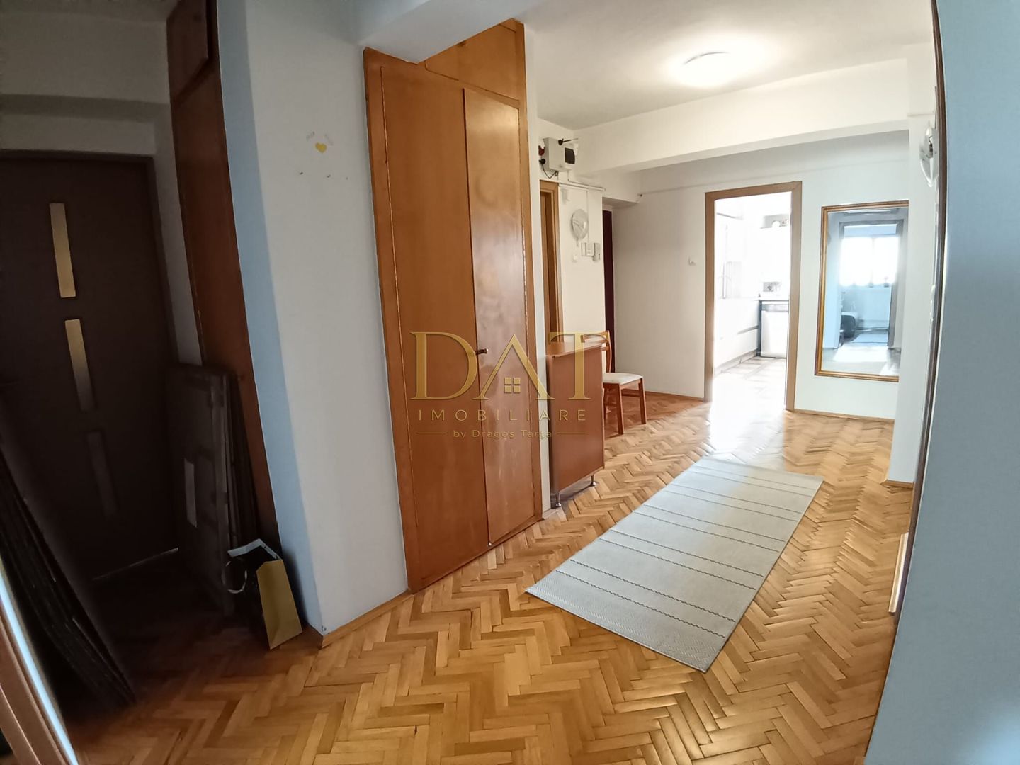 Apartament 4 camere | 90 mp | 3 balcoane | 2 parcări Piața Cipariu - Poză 8
