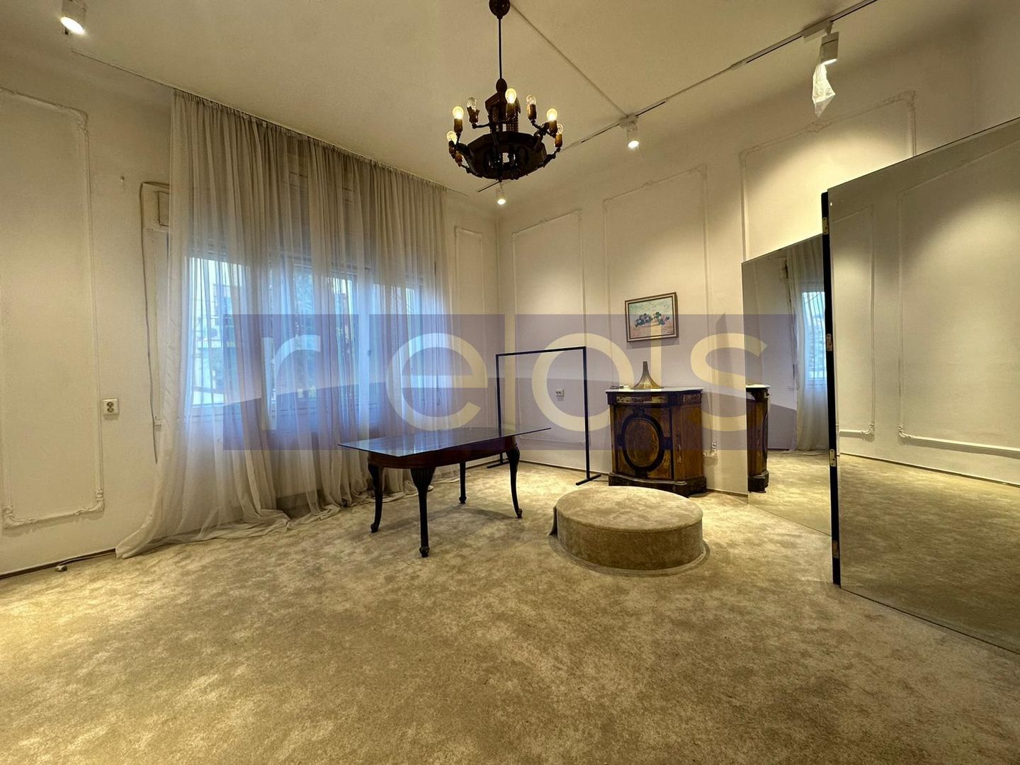 VILA 7 CAMERE | ULTRACENTRAL | 180MP | IDEAL SHOWROOM | SPATIU BIROU | - Poză 1