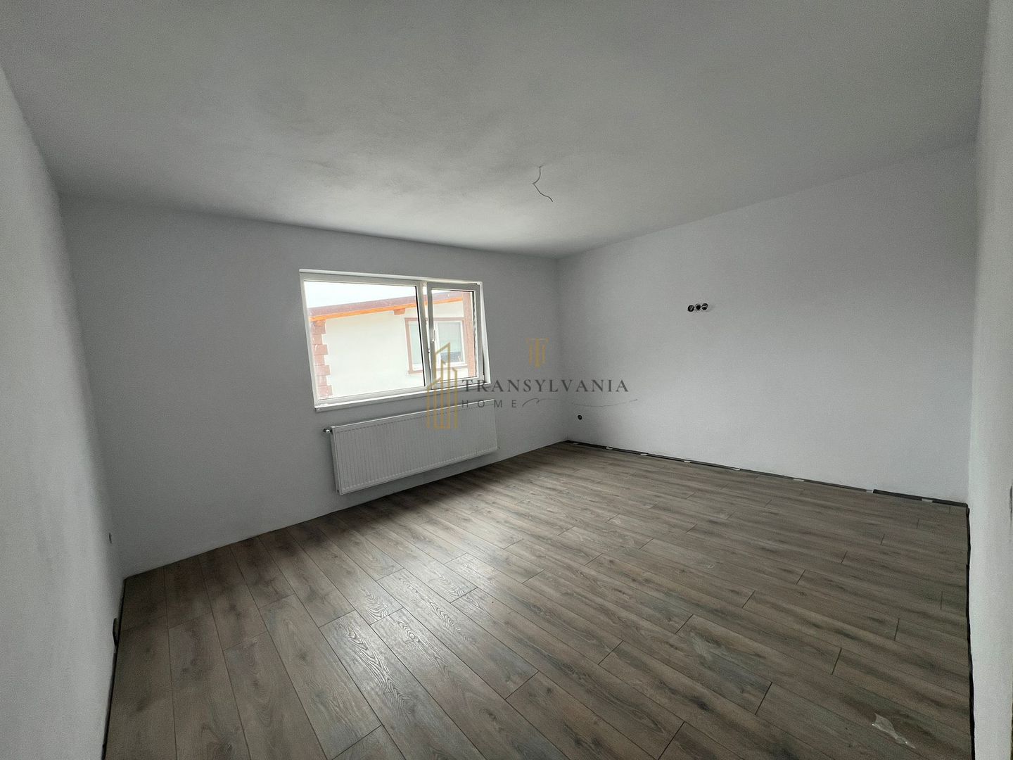 Apartament 3 camere, zona Turnisor - Poză 1