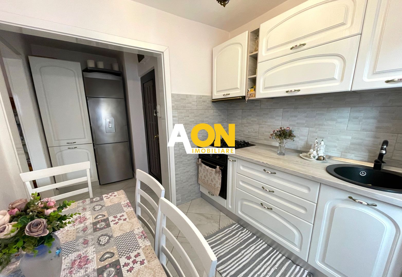 Apartament cu 2 camere superfinisat, etaj 1, loc de parcare - Poză 5