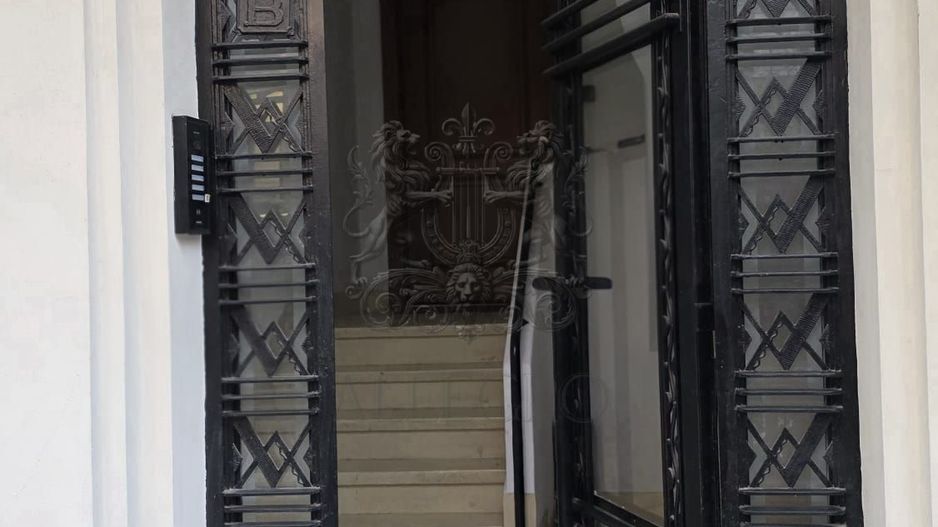 Piata Romana | Apartament | 188mp | 5 Camere | 5 Balcoane | 1934 - Poză 13