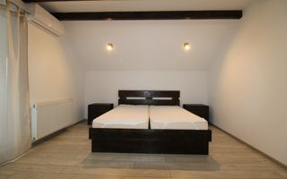 Casa individuala, zona Brytim, 4 camere + 2 bai, centrala proprie. - Poză 23