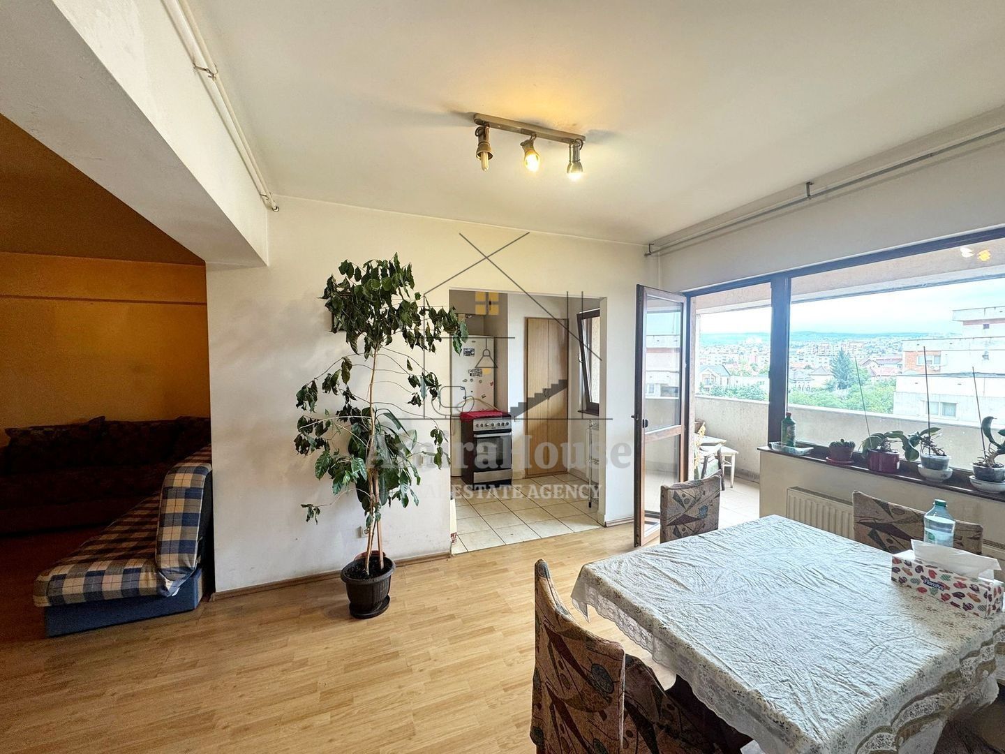 Apartament 3 camere 86 mp, zona str Dorobantilor - Poză 10