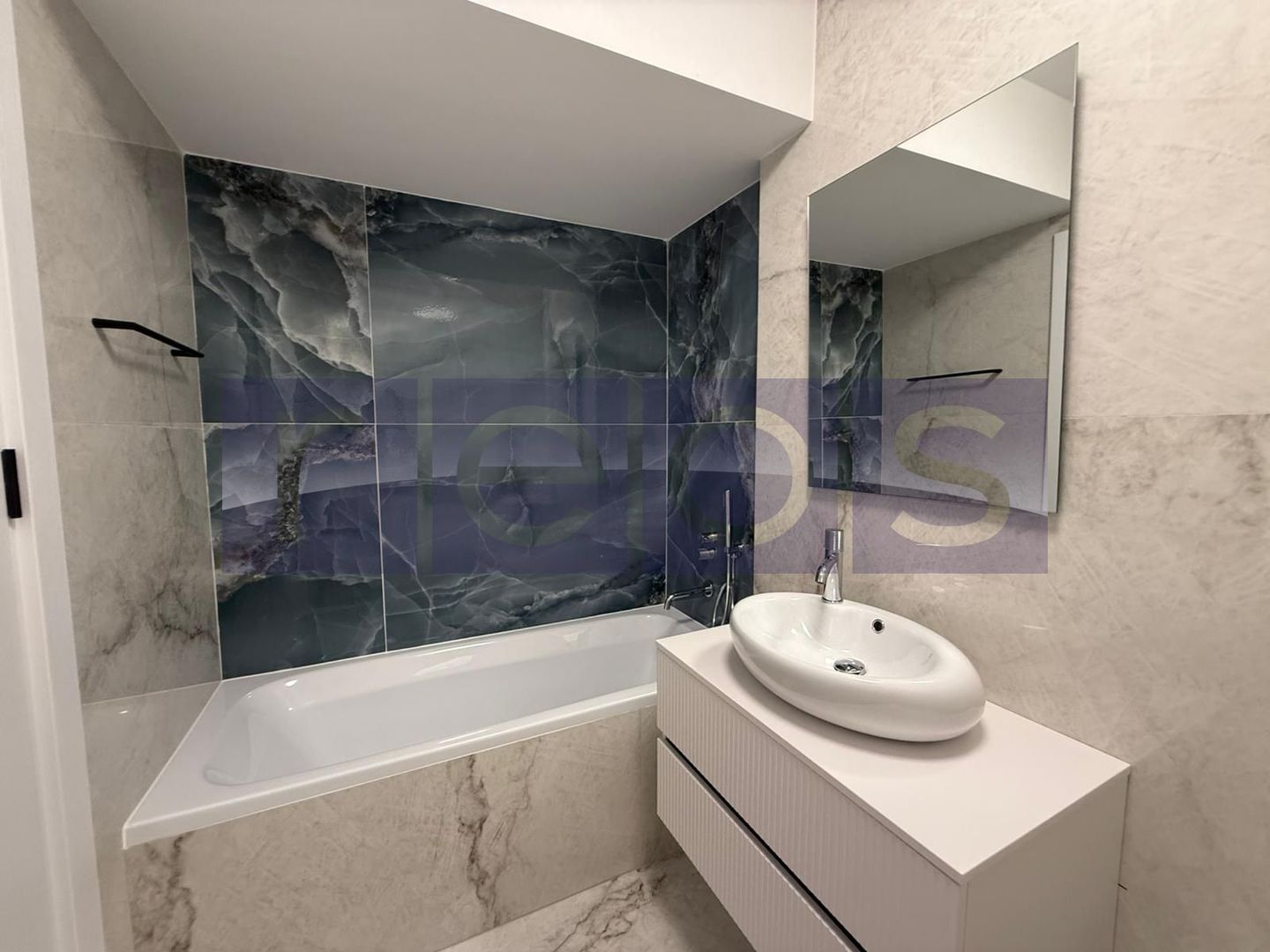 INCHIRIERE 3 CAMERE | LUX | MOBILAT SI UTILAT COMPLET | LOC PARCARE - Poză 29