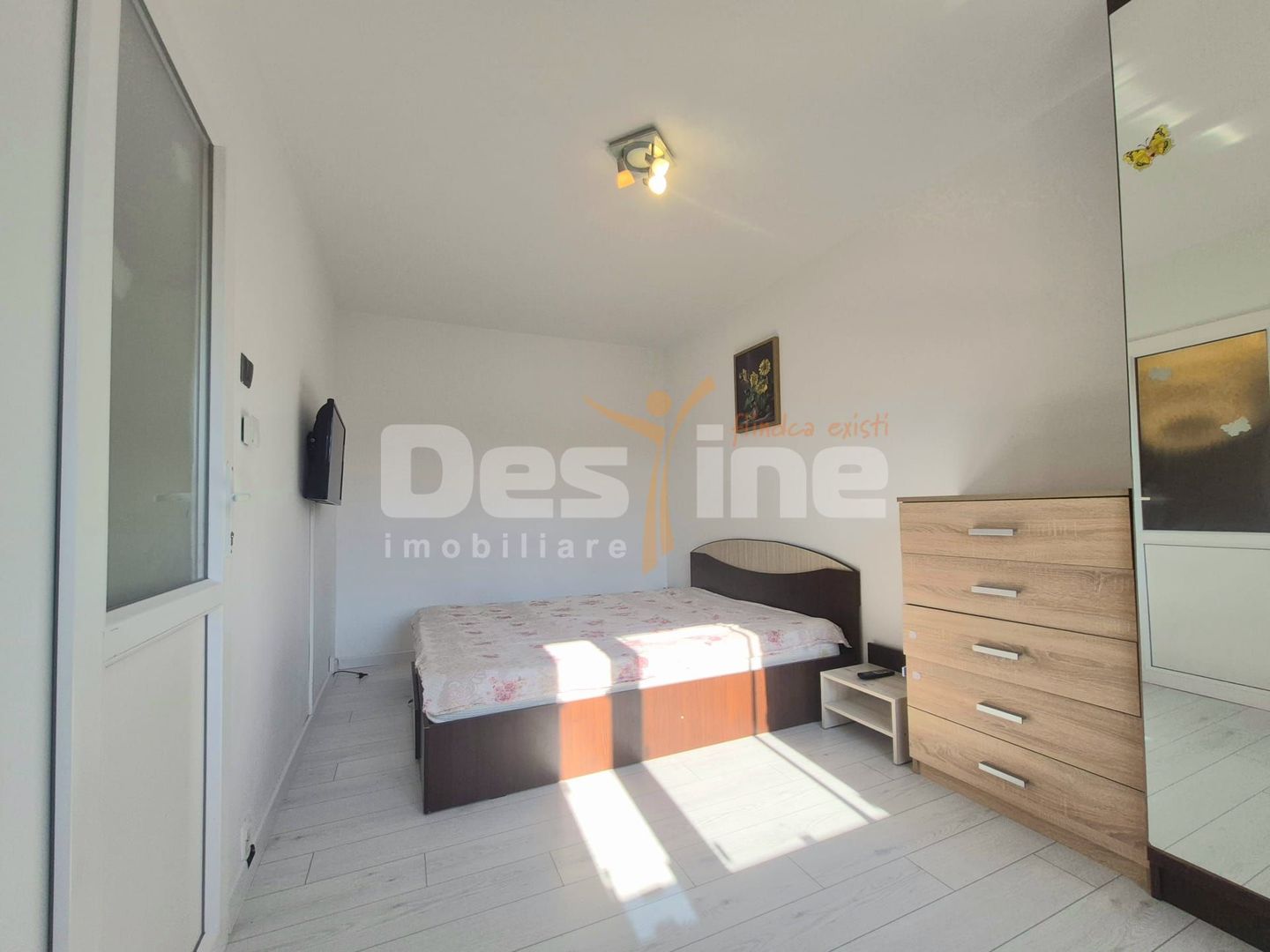 De închiriat apartament 2 camere- Zona Tomis Nord - Poză 3