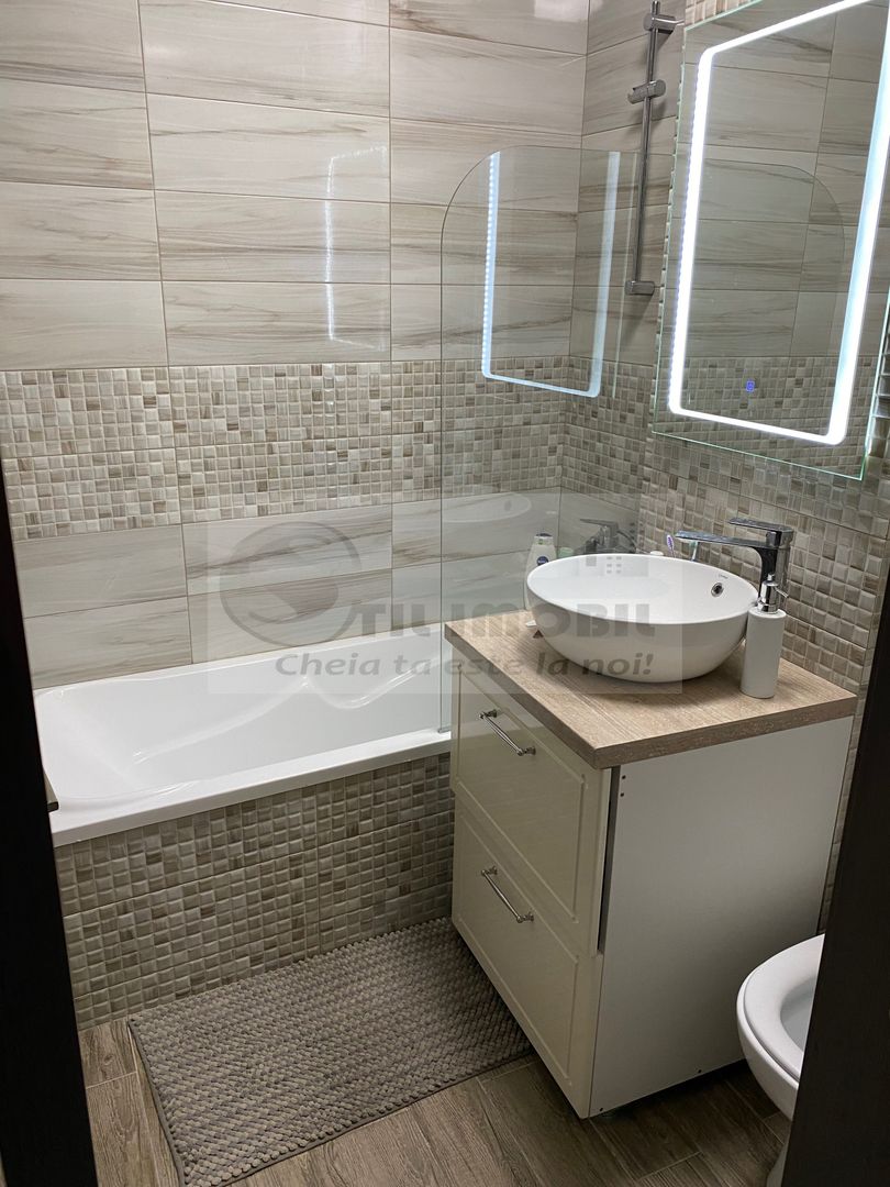 Apartament 3 camere | Lângă UMF Iași | Renovat complet-800 Euro - Poză 5