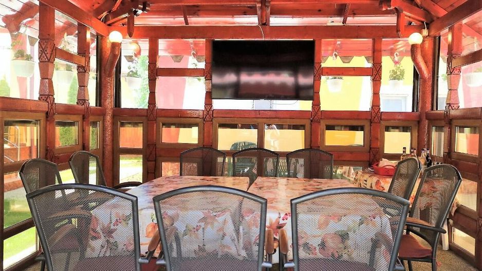 Mamaia Nord - Langa Mare, pensiune la cheie, 11 camere, 9 bai! - Poză 36
