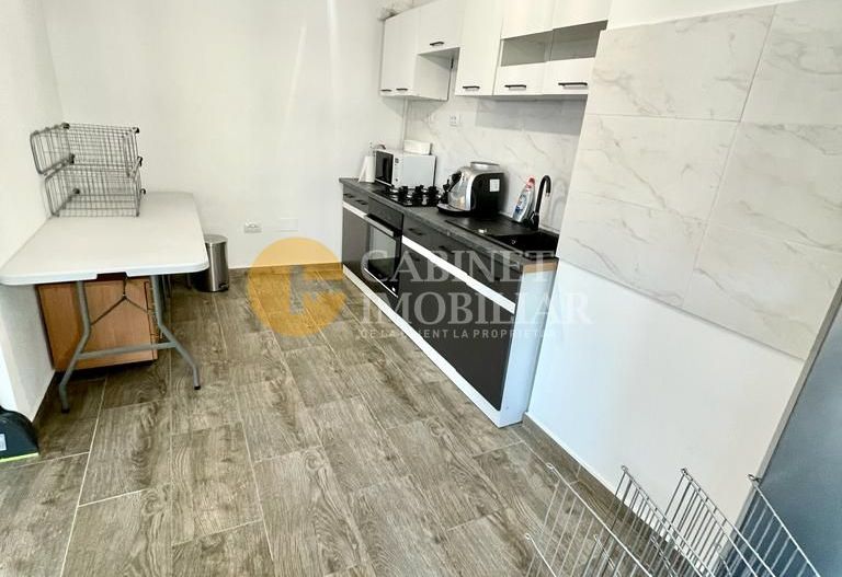 Etaj 2 Apartament 3 camere - 93 mp mobilat-utilat Loc parcare - Poză 4
