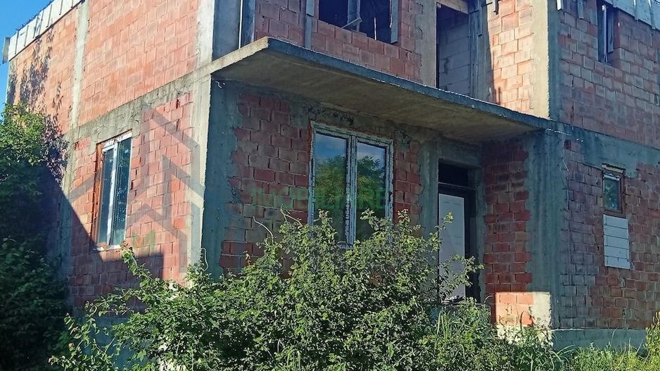 Duplex de vânzare, Valea Lupului, Iași – 240 mp utili, teren 425 mp - Poză 1