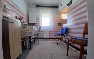 Decomandat! Vânzare apartament cu 3 in Targoviste- m11! - Poză 4