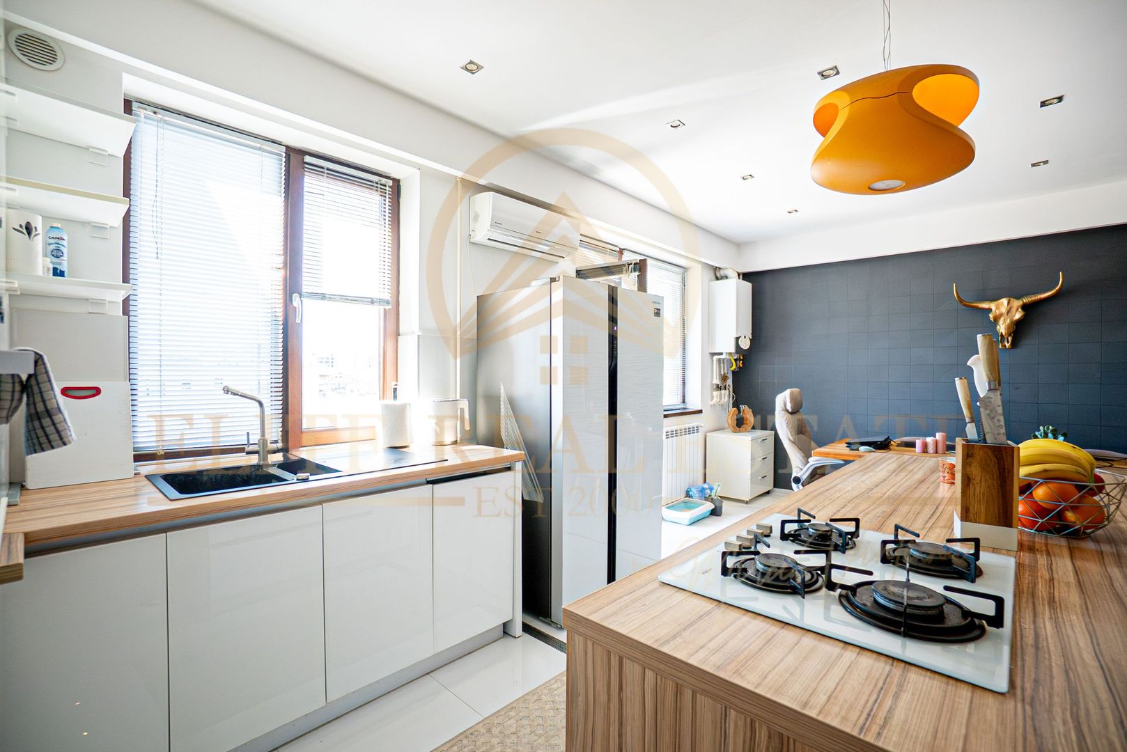 Apartament 3 camere Palazu Mare – 121 mp cu vedere la lac si parcare - Poză 6