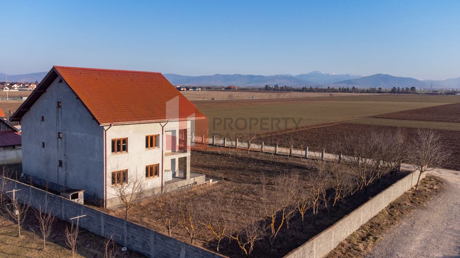 Casa cu teren 1500 mp in Harman - Poză 16