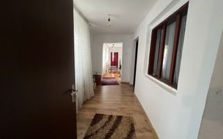 Casa 1 Mai Vis-a-vis de spitalul Nr.1 - Poză 4