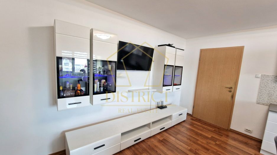 Apartament deosebit cu 3 camere | Calea Sagului - Poză 3