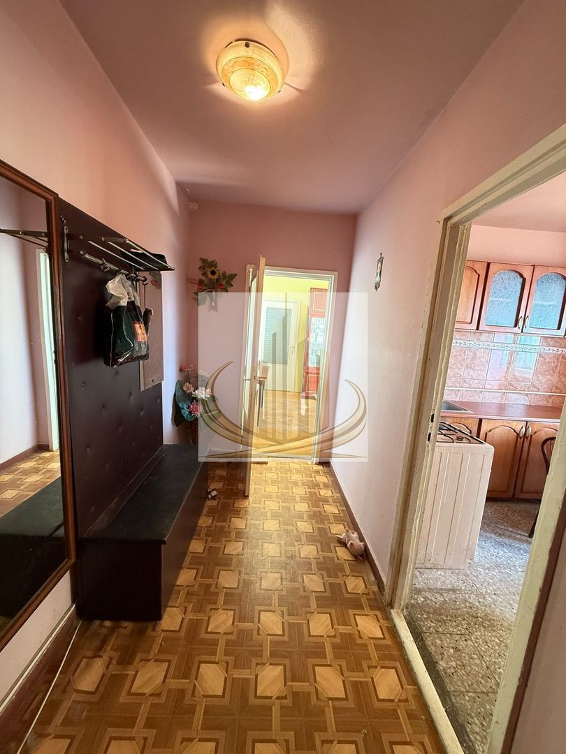 Apartament 3 camere Girocului 65mp 105000 euro - Poză 2