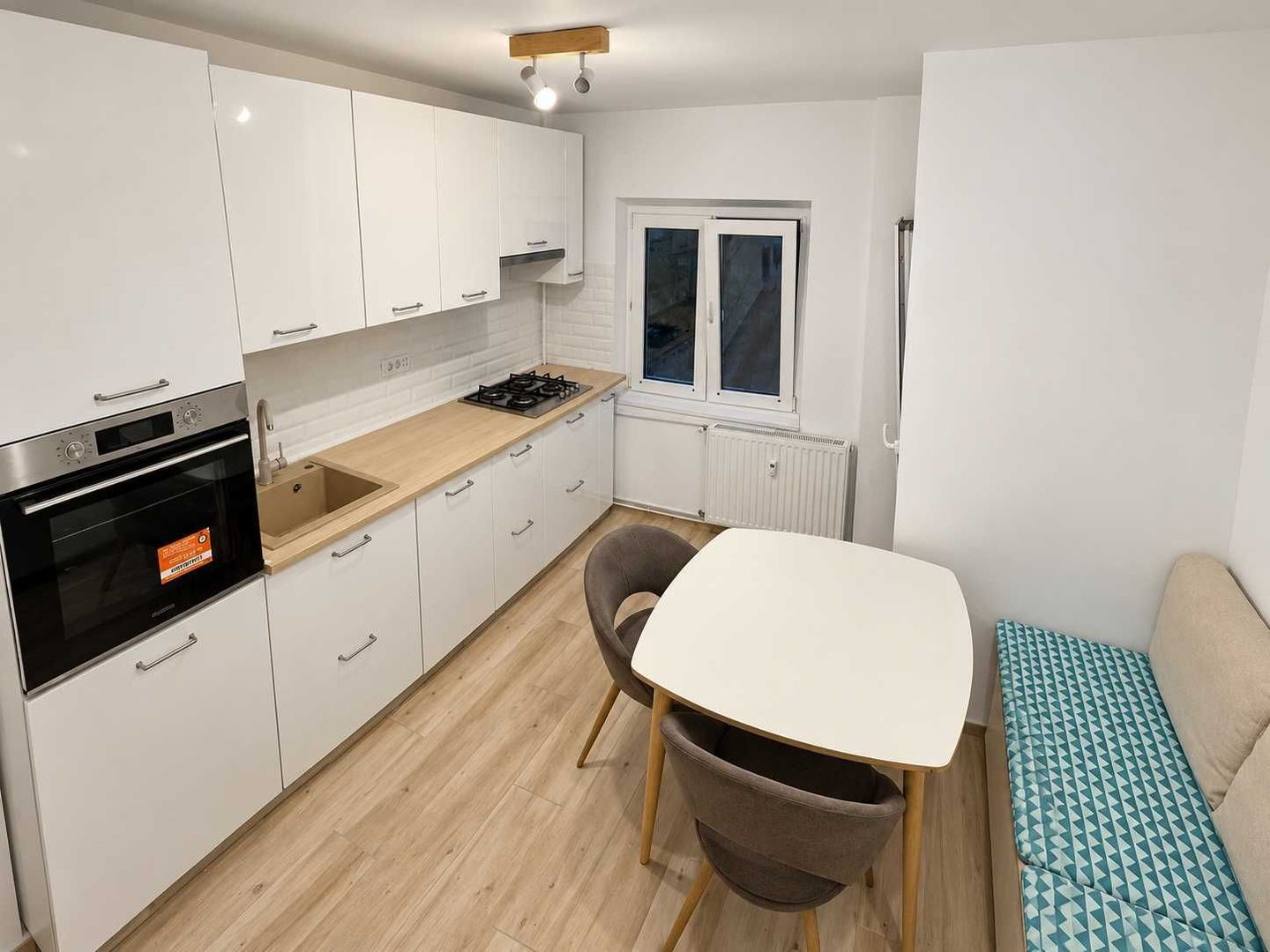 Apartament 2 camere | Decomandat | Metrou Lujerului - Poză 1