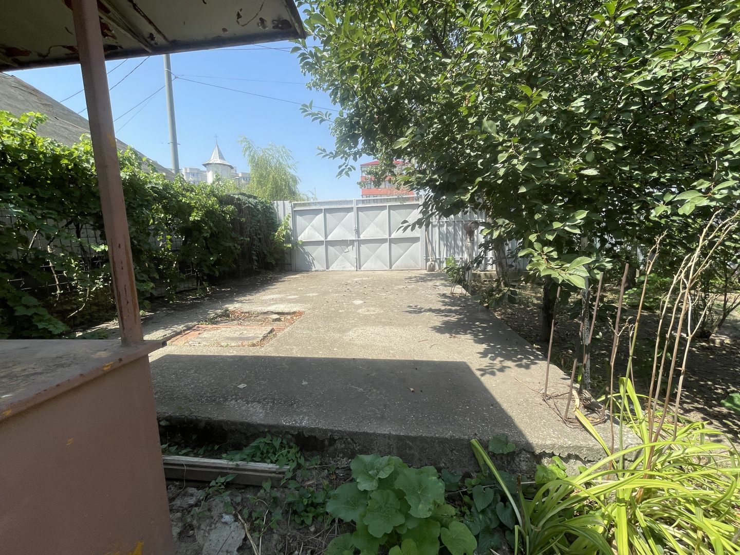 Casa de inchiriat, Micro 17  - curte spatioasa, loc de parcare - Poză 5