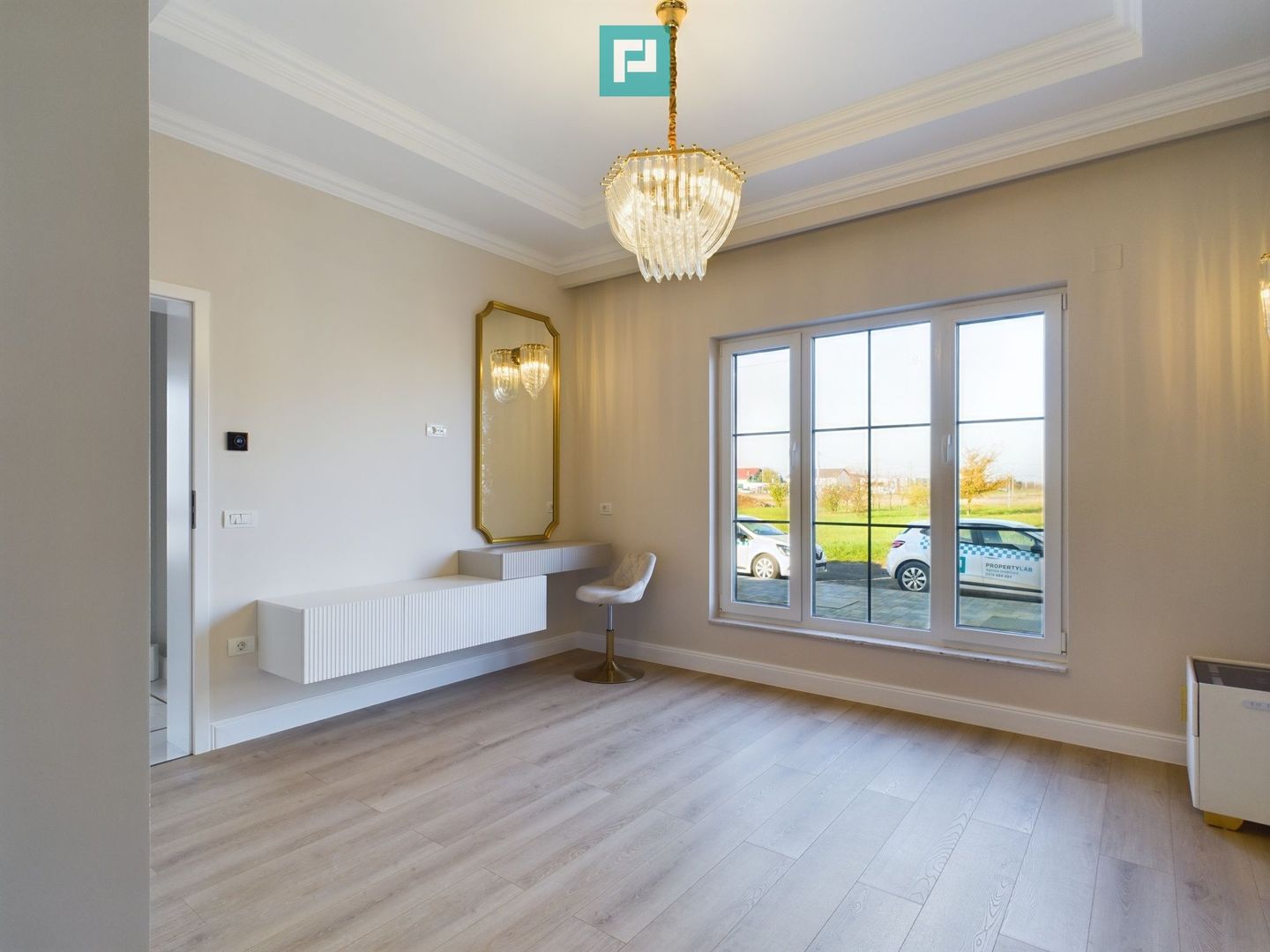 Locuință modernă cu curte spațioasă în Dumbrăvița – perfectă pentru familia ta! - Poză 13