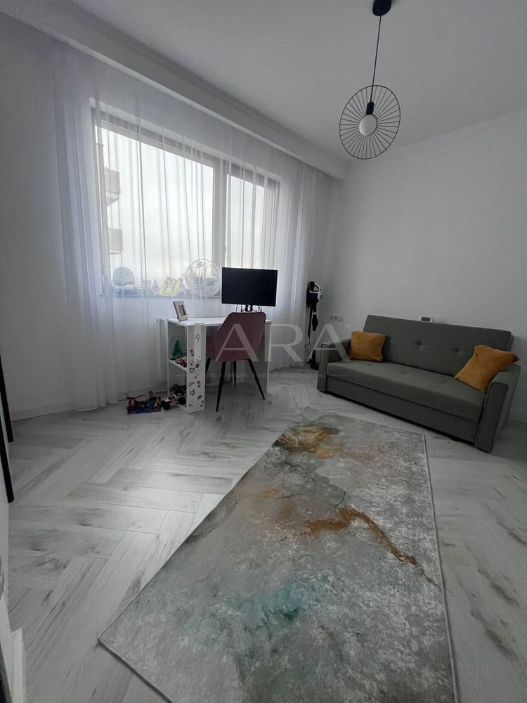 Apartament 4 camere, etajul 1, bloc nou cu lift, zona Sub Cetate. - Poză 4