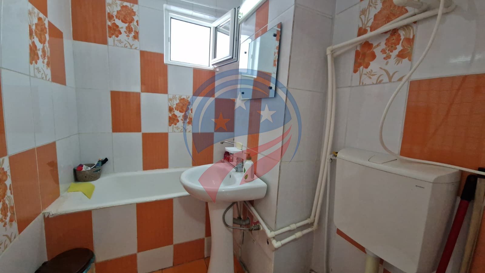 DE VÂNZARE – Apartament cu 2 camere, mobilat și utilat, în Craiovița Nouă! - Poză 10