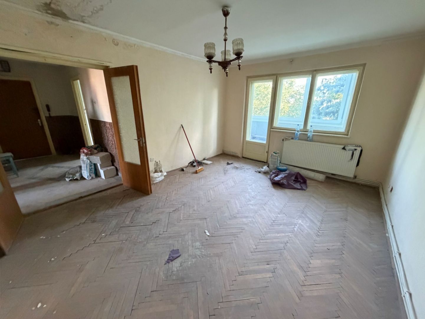 Apartament 3 camere, decomandat - Cugir - Poză 2