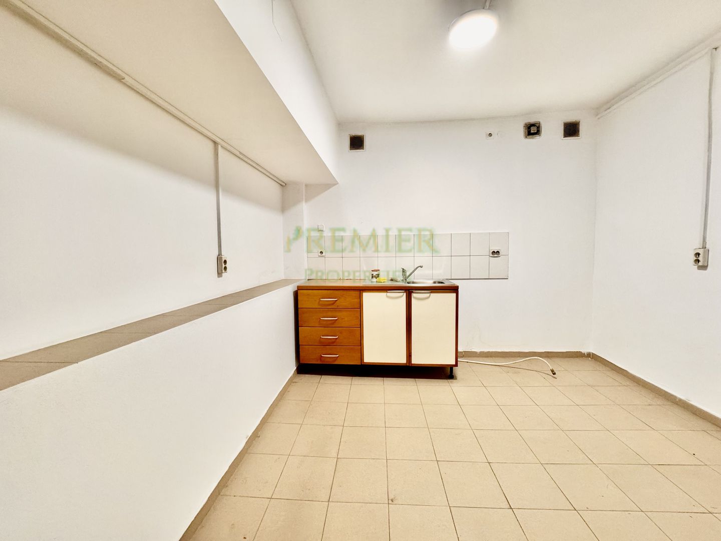 SPATIU 240 MP | 140 PARTER+100 SUBSOL | TRAFIC | VITRINA MARE | FARA HORECA | - Poză 8