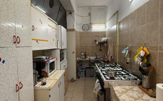 4 camere + vestibul I Parter I Romana - Poză 8