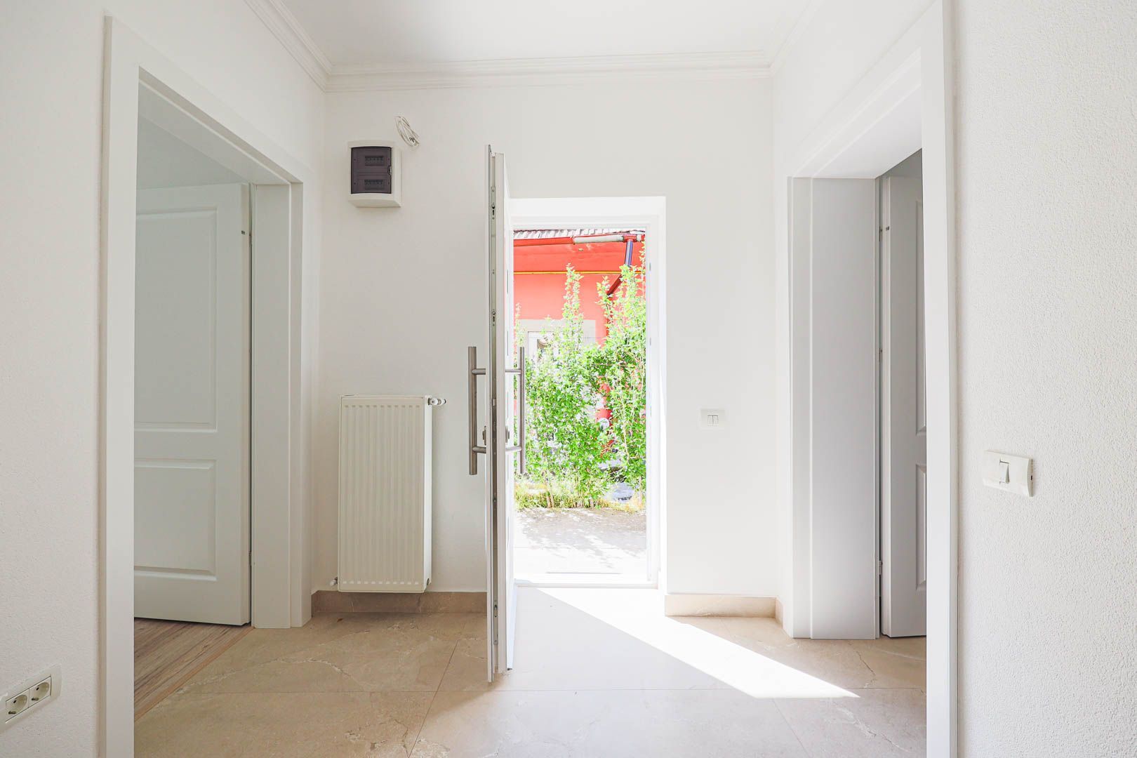 REPOZITIONARE PRET! Apartament renovat complet – str. Mărășești - Poză 5