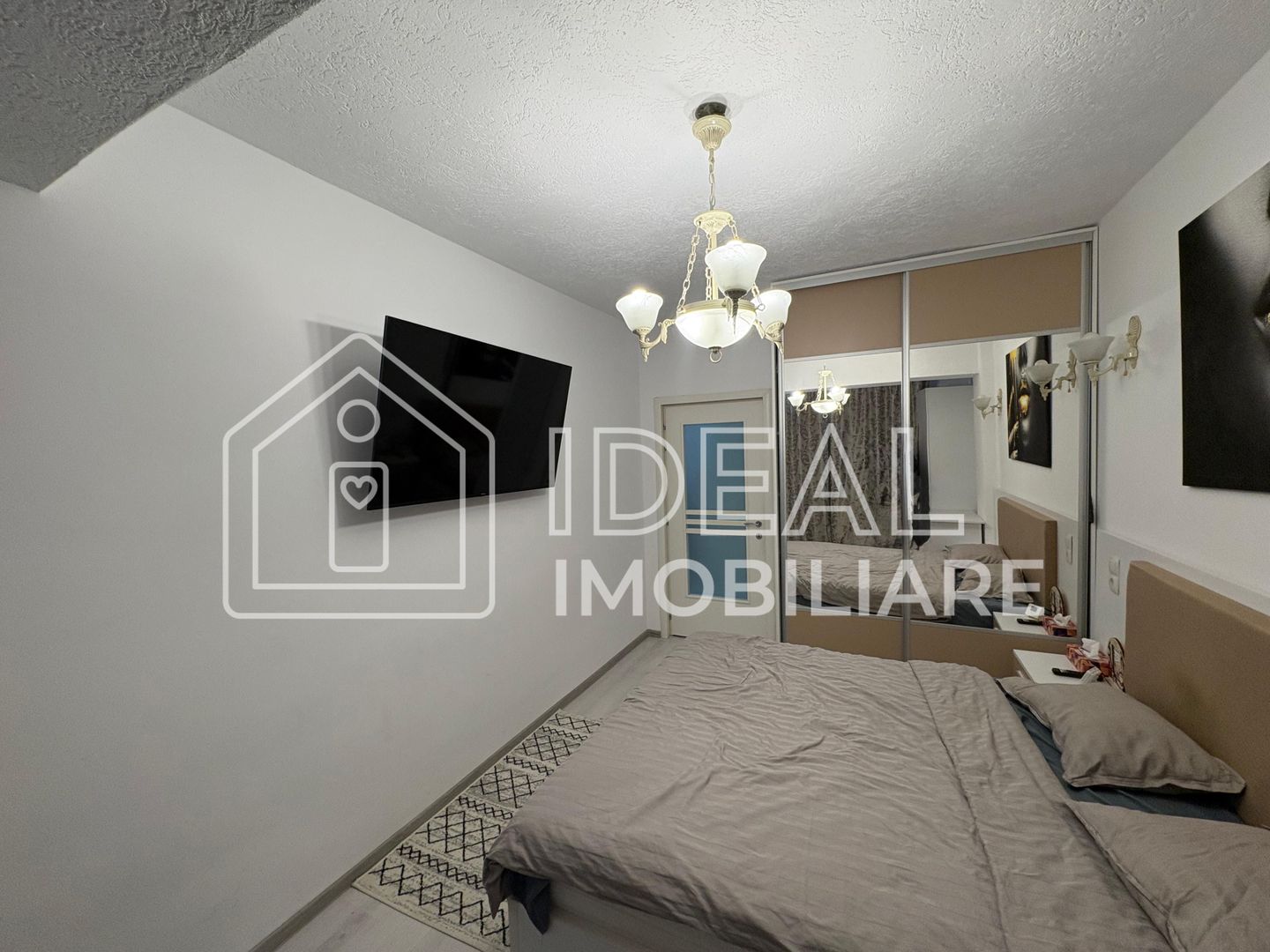 Apartament luminos cu 2 băi și balcon generos | Doamna Stanca - Poză 2