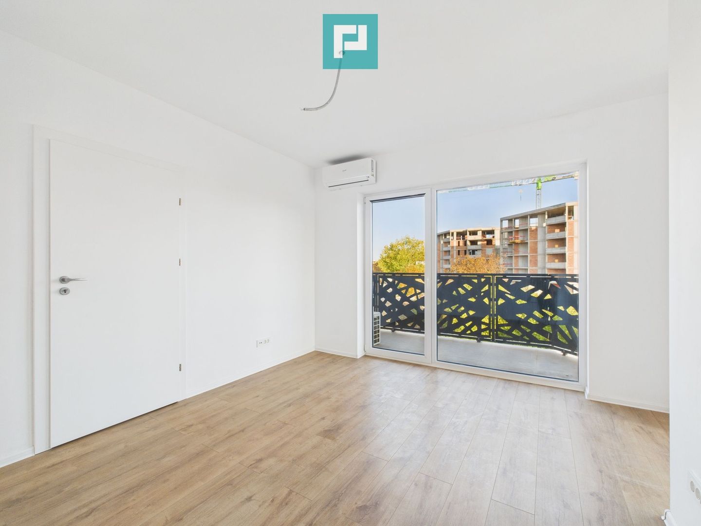 Apartament cu 2 camere | Etaj 2 | Zona Aradului - Poză 8