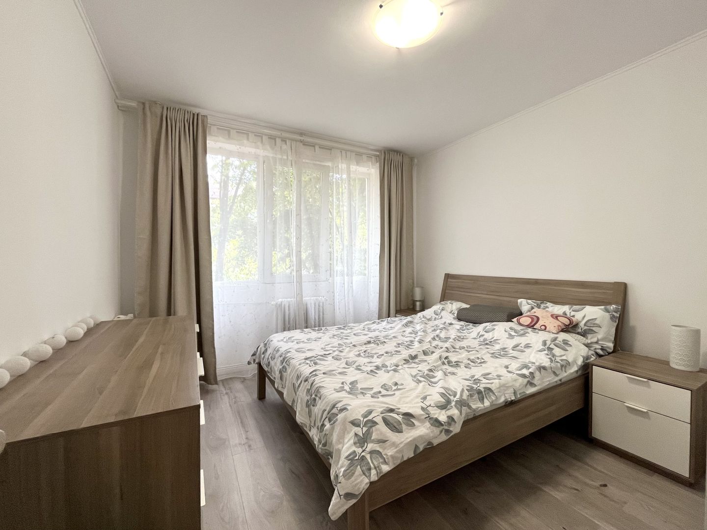 Apartament cu 2 camere, vedere la parc, în zona Central-Piata Unirii - Poză 9