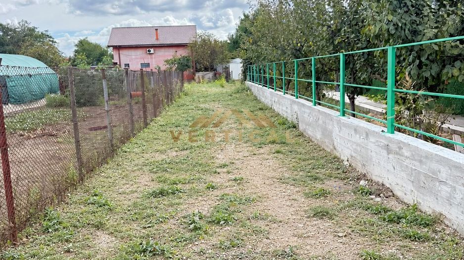 TEREN RAR DE 1.003 MP – O OAZĂ DE VERDEAȚĂ ÎN MIJLOCUL COMUNEI BERCENI - Poză 5