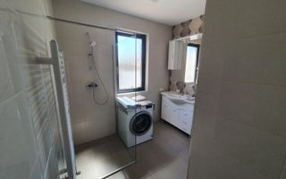 Casa cu 4 camere si garaj - Poză 4