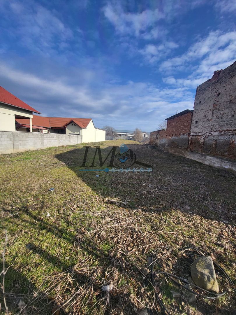 Teren intravilan in Vintu de Jos - Poză 2