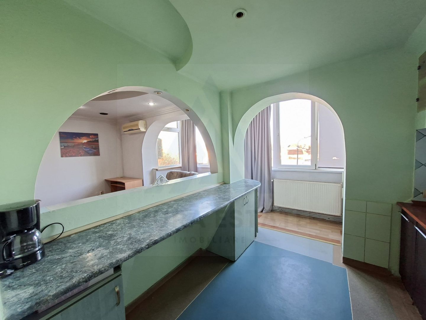 Apartament 3 camere 2 dormitoare 72 mp etaj 2 balcoane zona Terezian - Poză 2
