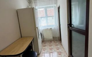 Apartament 1 camera, 32 mp, parcare in curtea interiara, str Bucuresti - Poză 8