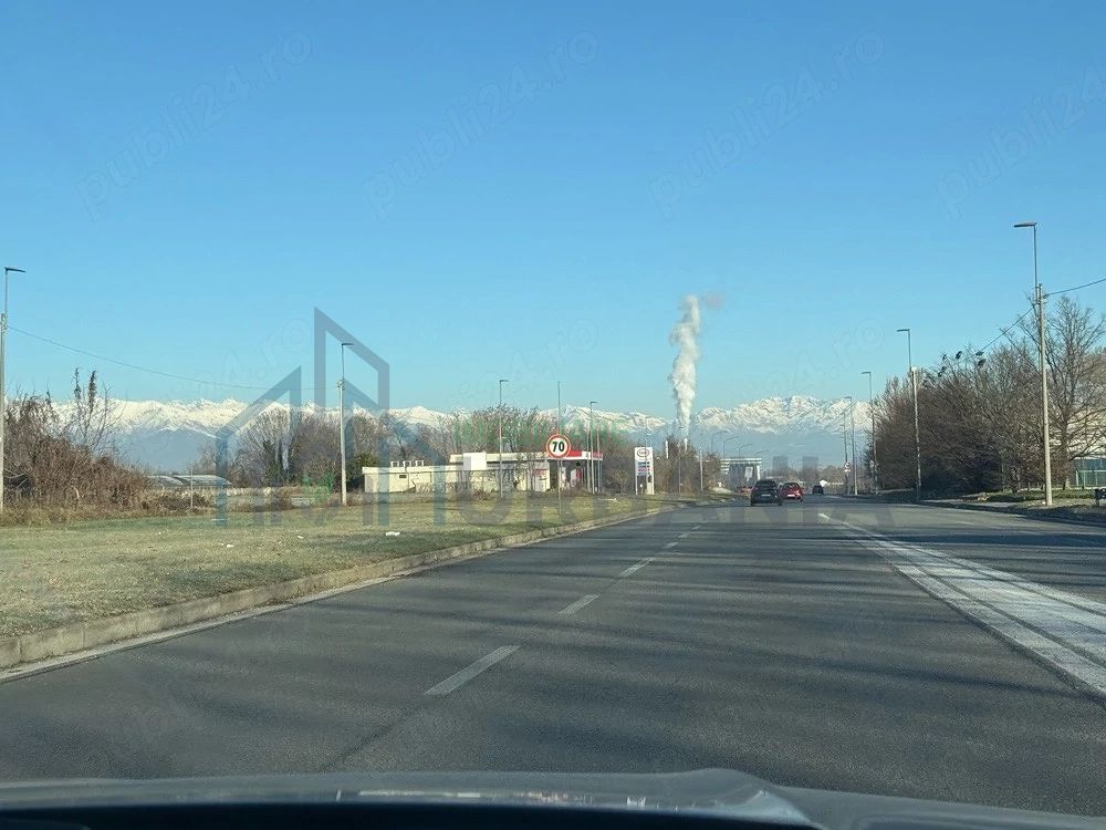 Teren intravilan 2218 mp în Strunga, zonă centrală, cu utilități și deschidere la drum principal - Poză 5