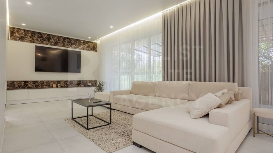 Vânzare, casă modernă 2 nivele, 200 mp + 5 ari șos. Hîncești, Centru - Poză 6