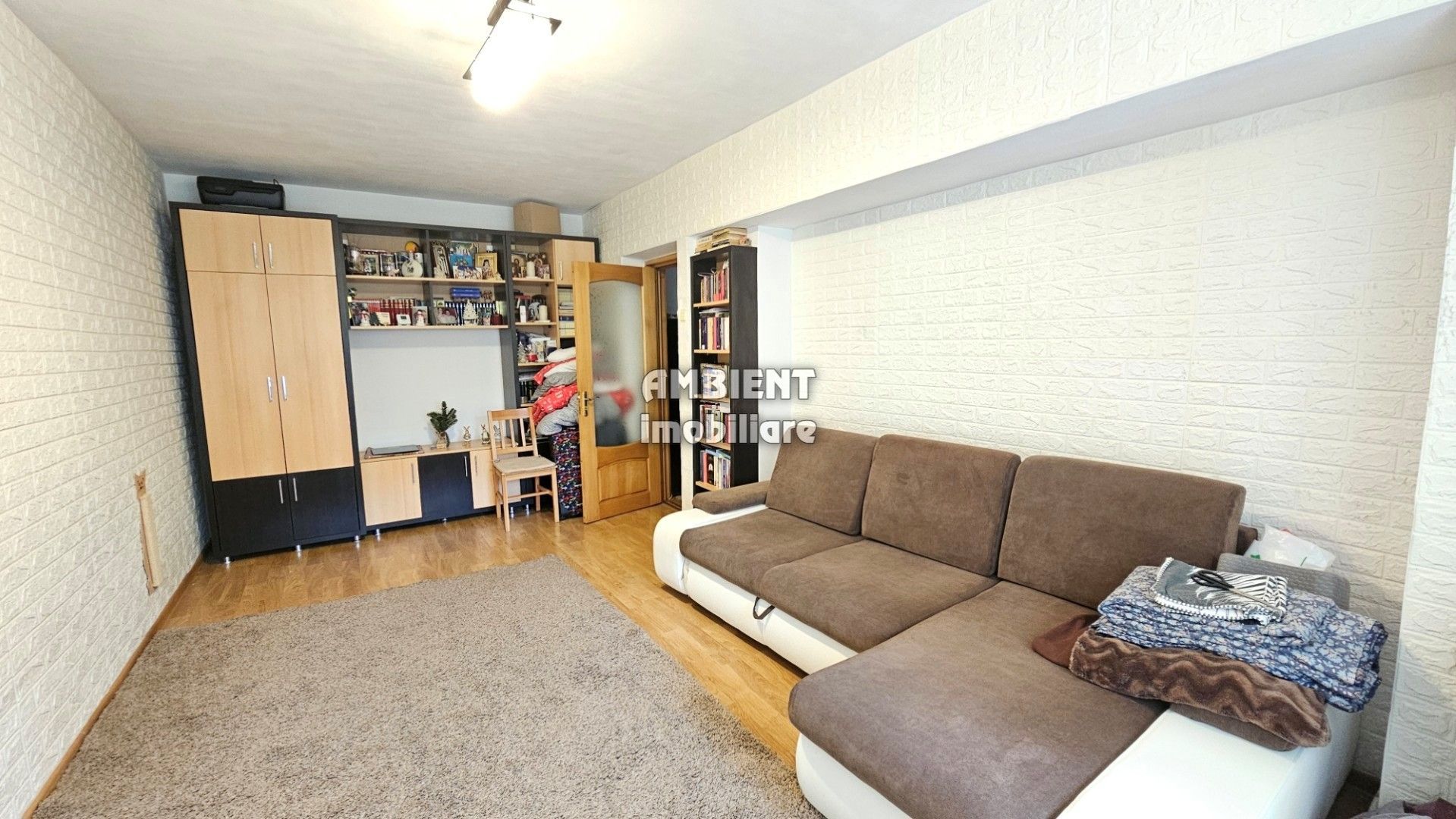 Apartament 2 camere, parter, mobilat și utilat, zona TRAIAN; - Poză 3